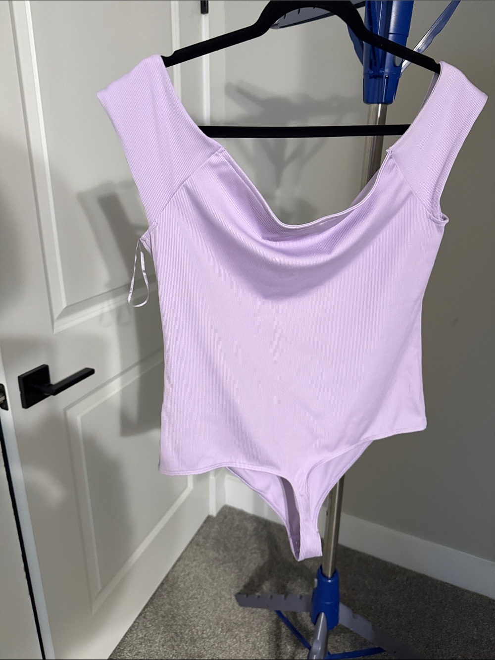 Express Lilac Ribbed V-Notch Bodysuit - Picture 3 of 3